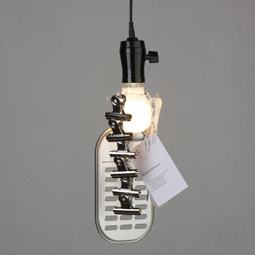 シンプルな発想のシャンデリア「bulb chandelier」