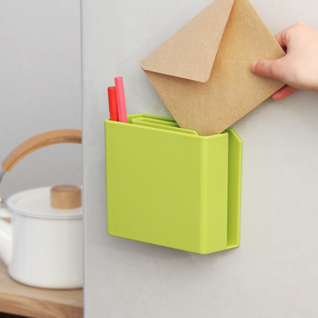 渦巻き状のどこでもポケット「ideaco letter pocket」